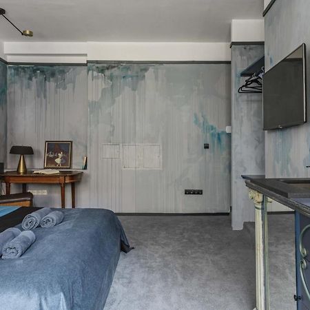 Luxuriuos Flat In The Capital'S Old Town Apartment วิลนีอุส ภายนอก รูปภาพ